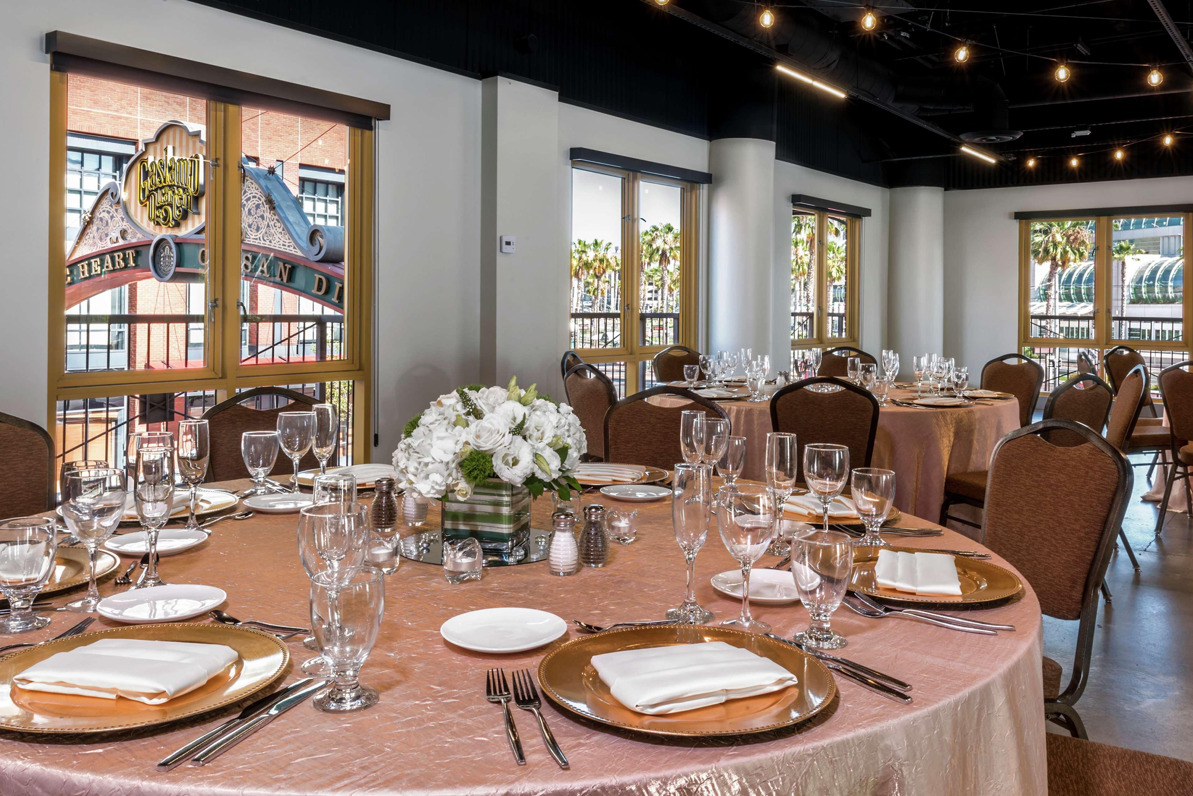 Hilton San Diego Gaslamp Quarter Екстер'єр фото